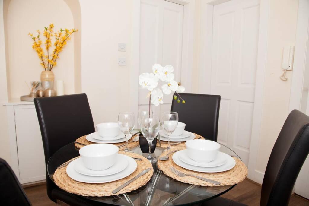 Snug - Logie Baird Apartment Helensburgh Εξωτερικό φωτογραφία