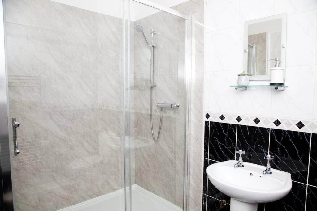 Snug - Logie Baird Apartment Helensburgh Εξωτερικό φωτογραφία