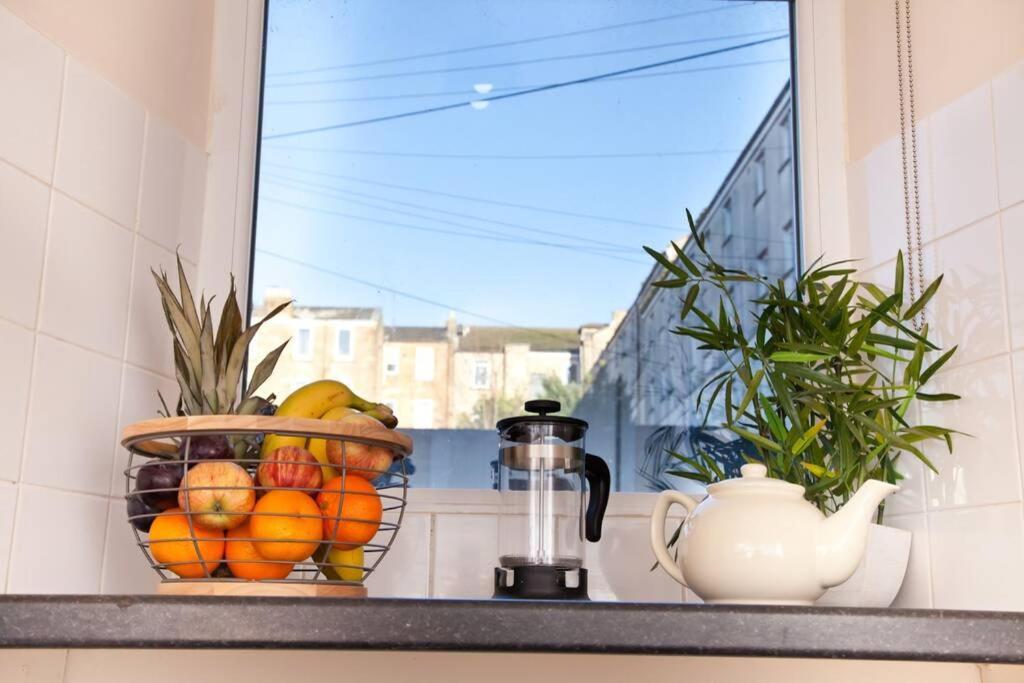 Snug - Logie Baird Apartment Helensburgh Εξωτερικό φωτογραφία