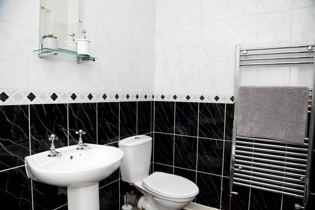 Snug - Logie Baird Apartment Helensburgh Εξωτερικό φωτογραφία